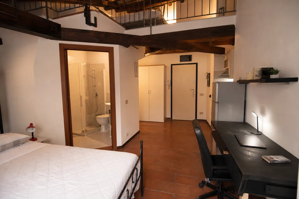 Loft illustrativo con bagno privato in stanza